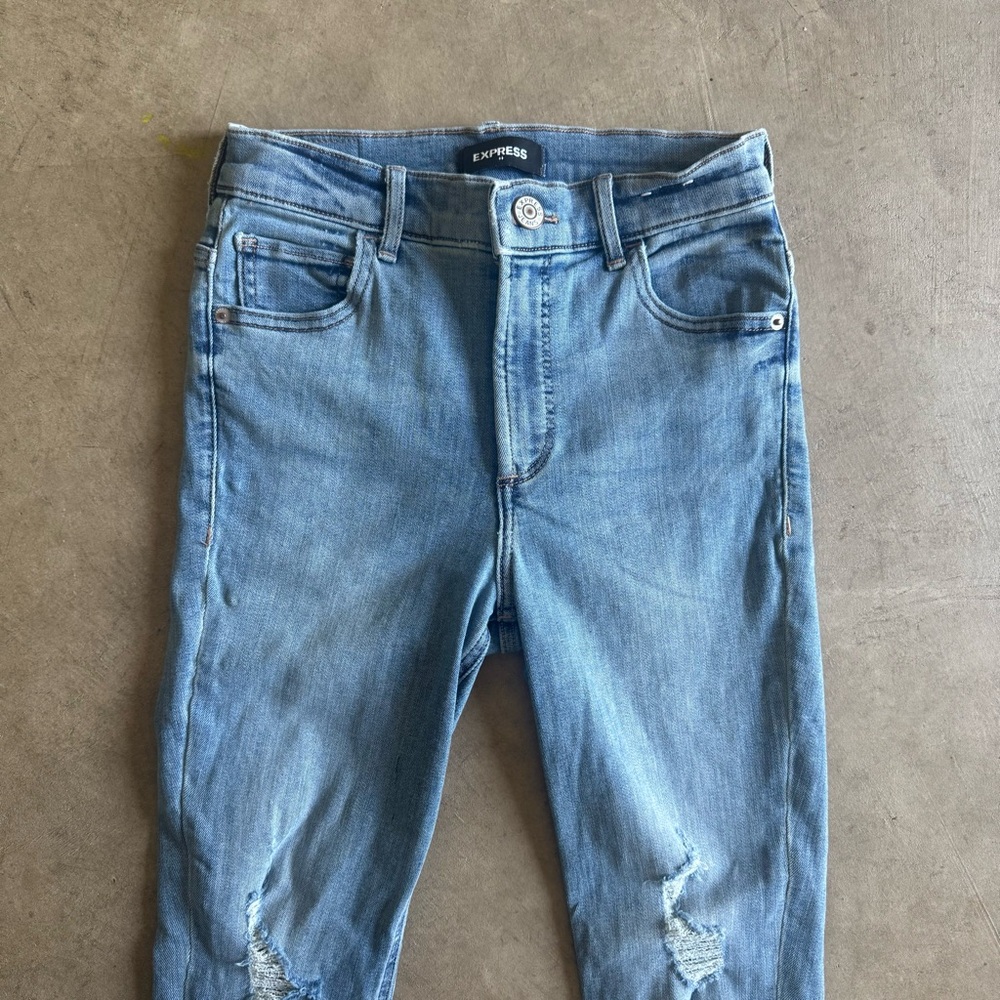 Express Denim Blue Distressed/Ripped Skinny, stretch Jeans/jeggings 2R